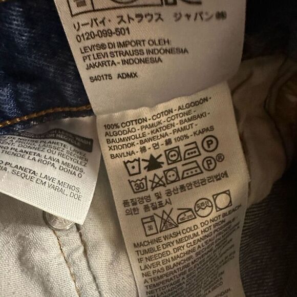 Levi’s 501 shorts buttonfly 24 - Picture 3 of 10